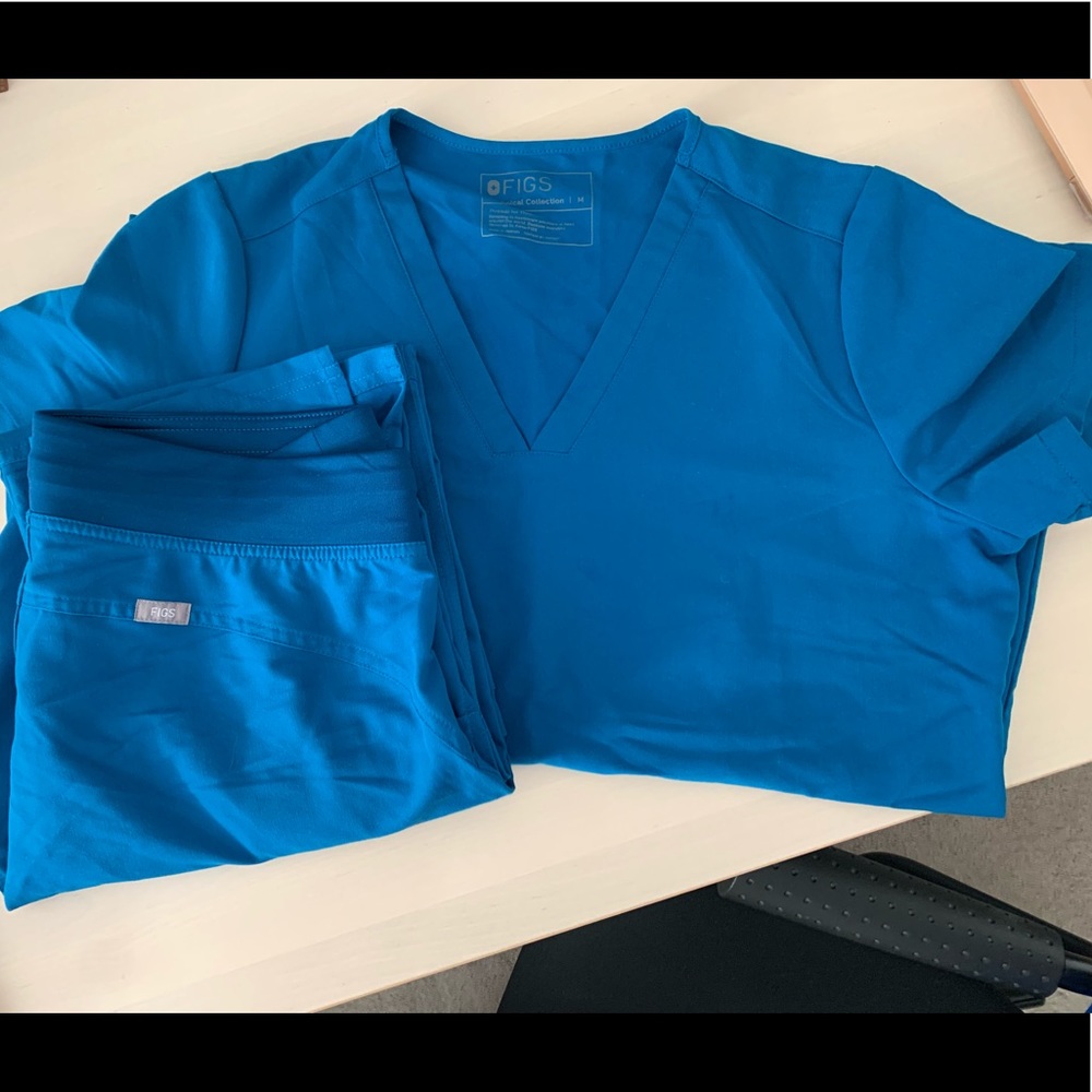 Alps Blue M Figs Set